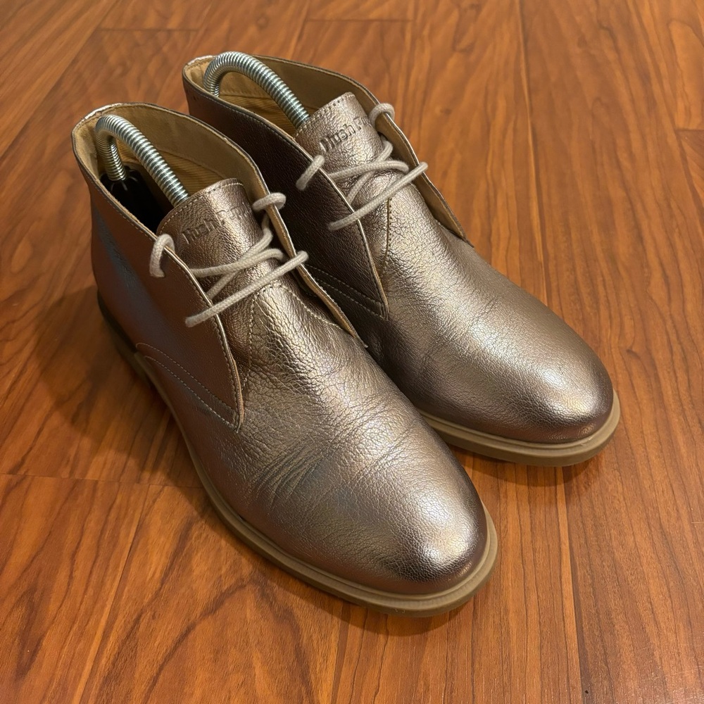 Hush Puppies Bailey Chukka Metallic Boots Size 8 Wide